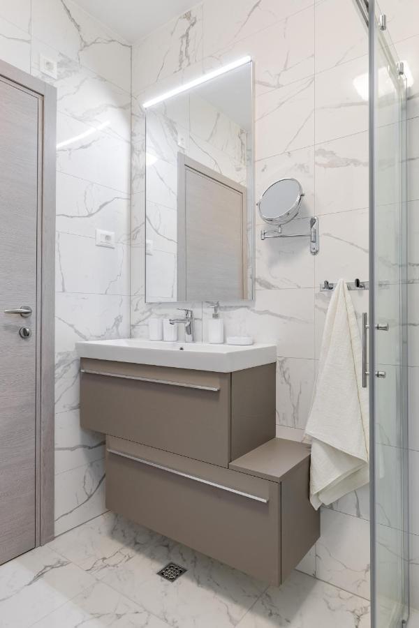 Elysian Zen Luxury Apartment - Two Bedroom Apartment With Terrace And Sea View Split Luaran gambar